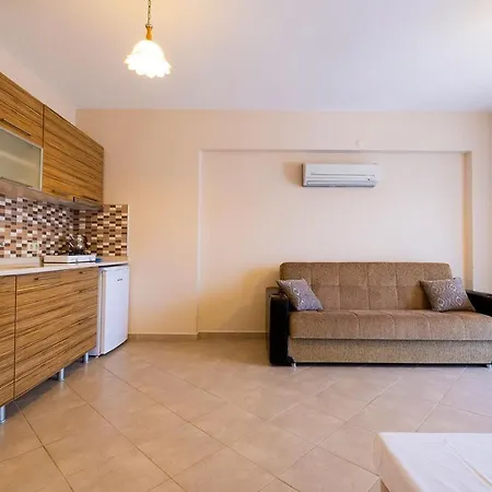 Evcan Aparthotel Turgutkoy